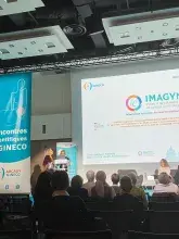 Coralie Marjollet (présidente de IMAGYN) faisant un discours 