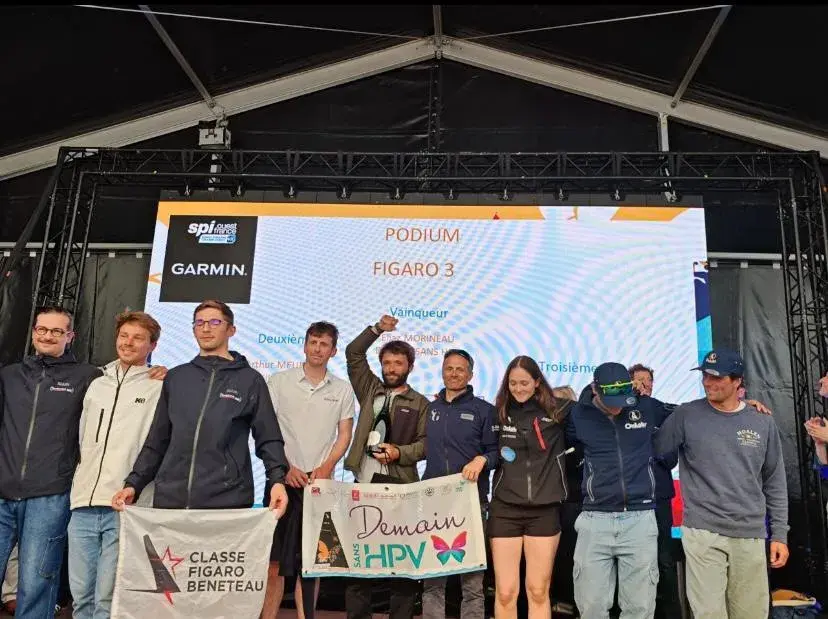les skippeurs sur le podium